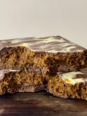 NEW HHC Dubai Lotus Biscoff Kanafeh Chocolate Bar
